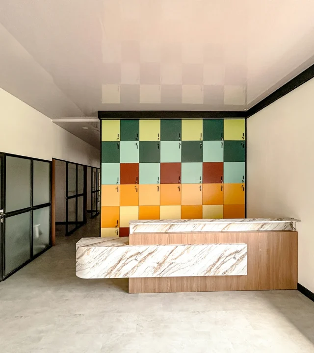 front office naratama